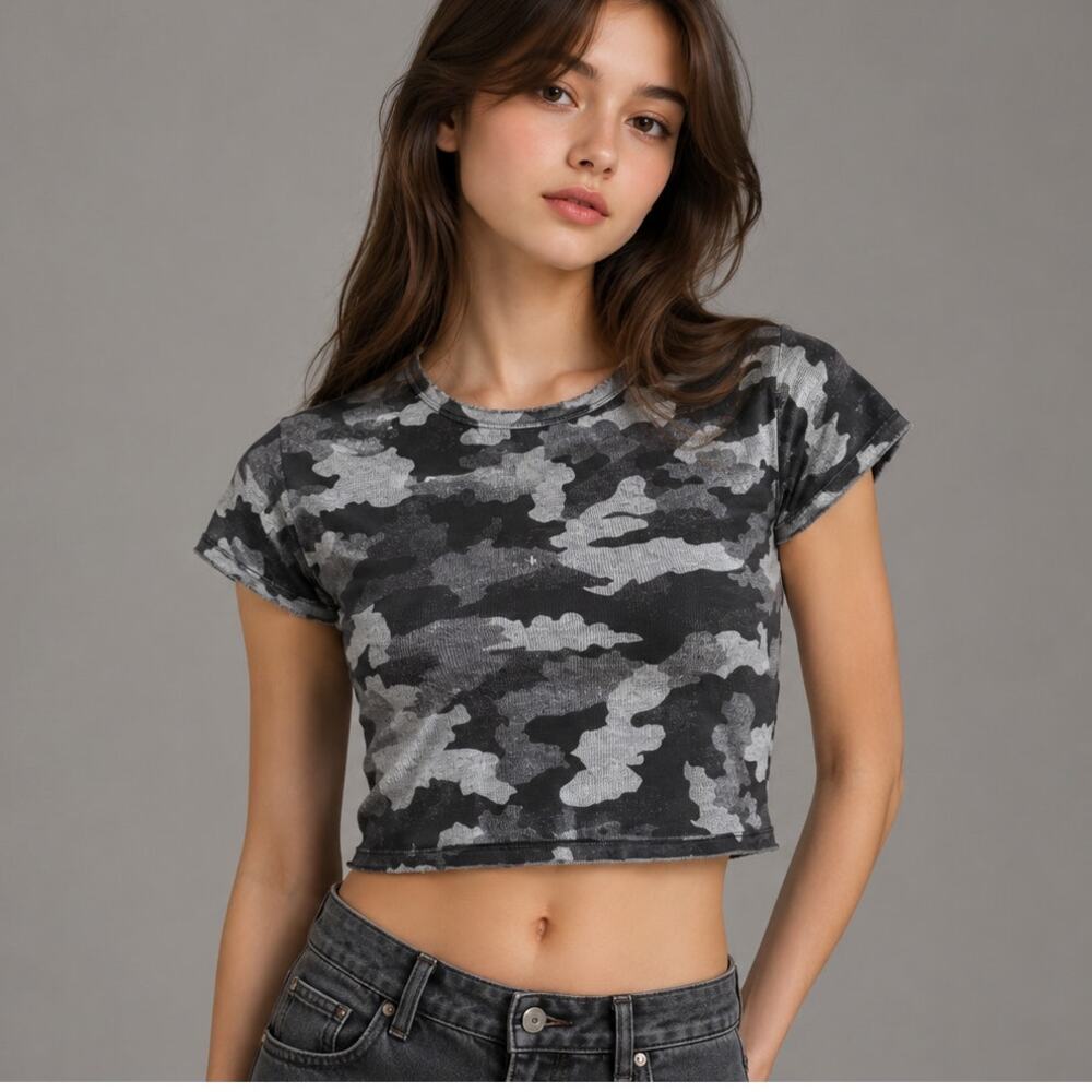 Lululemon Swiftly Tech Camo Gray Black Short Sleeve Cropped Top Womens XS / S